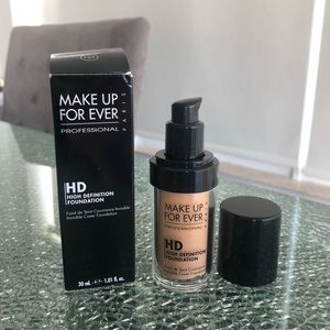 Makeup Forever HD foundation